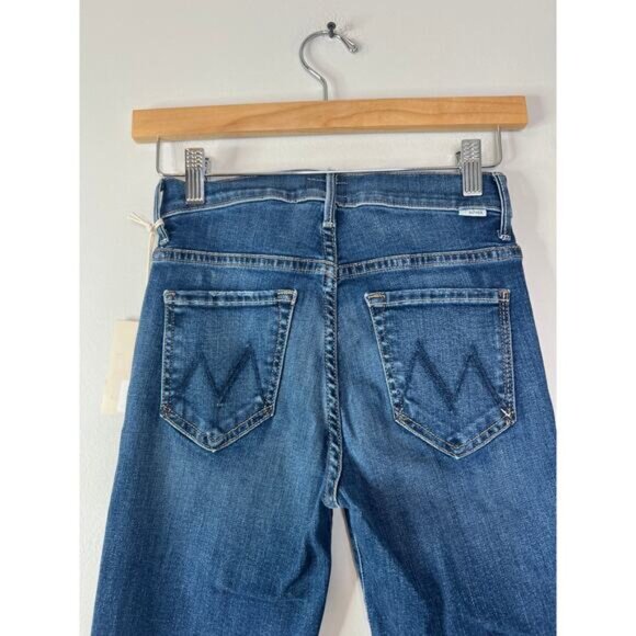 NWT Mother The Insider Crop Step Fray Bootcut Denim Jeans in Teaming Up Wash - Picture 8 of 10